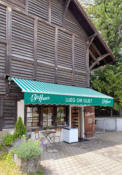 Individuell bedrucktes Volant